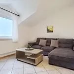 Sanja - One Bedroom With Balcony And Sea View 5