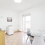 Sanja - One Bedroom With Balcony And Sea View 5 *