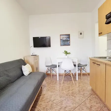 Sanja - One Bedroom With Balcony And Sea View 5 *
