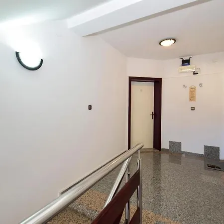 Sanja - One Bedroom With Balcony And Sea View 5