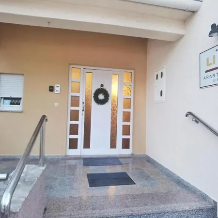 Apartment Sanja - One Bedroom With Balcony And Sea View 5 *